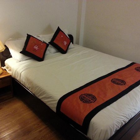 Pink Tulip Hotel โฮจิมินห์ซิตี้ ภายนอก รูปภาพ