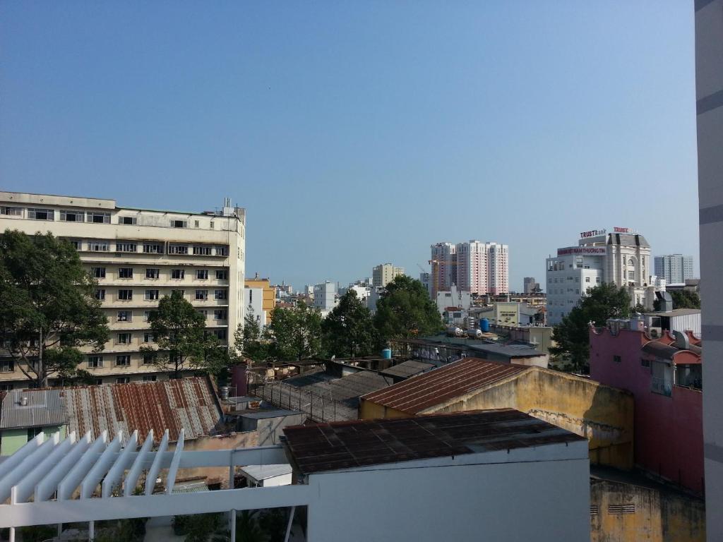Pink Tulip Hotel โฮจิมินห์ซิตี้ ภายนอก รูปภาพ