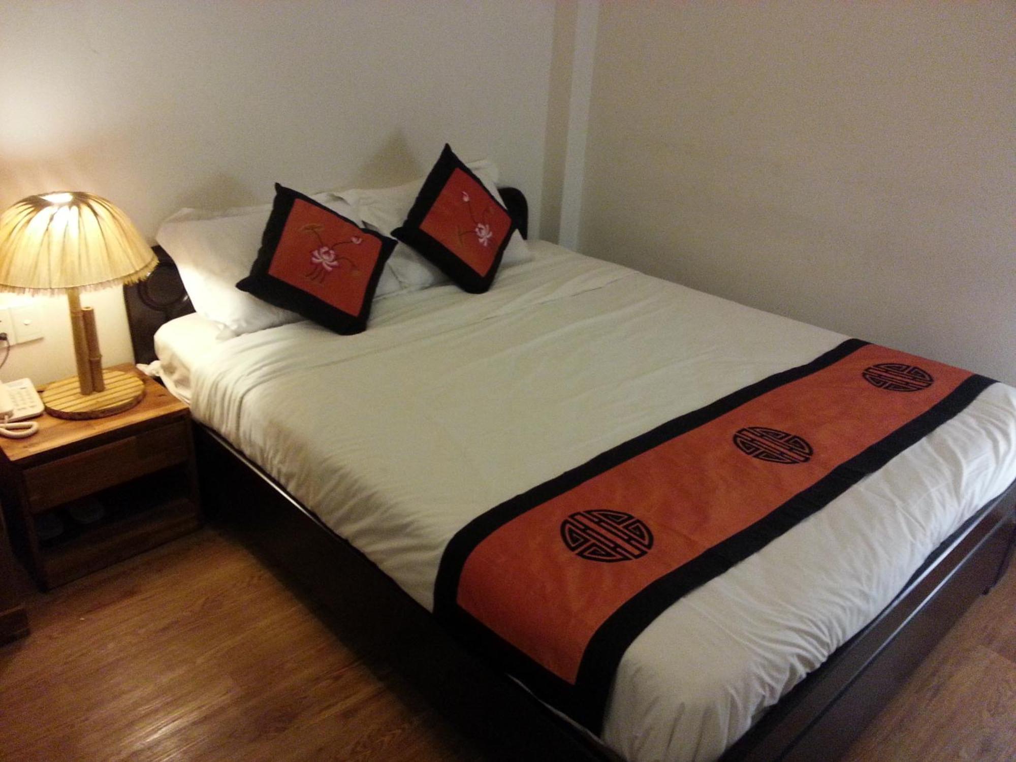 Pink Tulip Hotel โฮจิมินห์ซิตี้ ภายนอก รูปภาพ